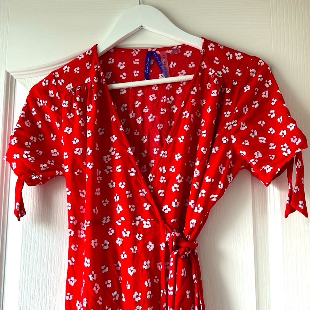Seraphine maternity midi dress. Good condition wrap dress. Size US 4 petite